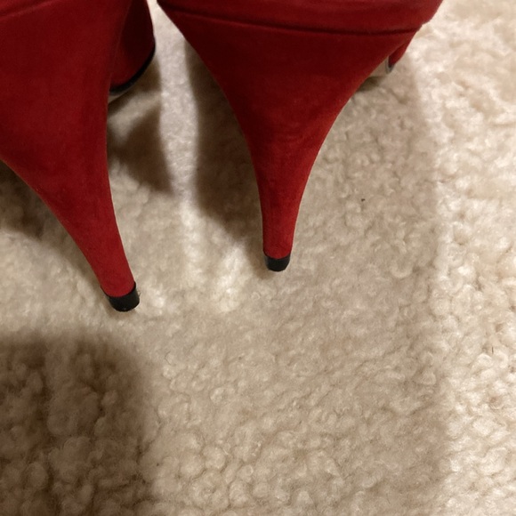 Bally made in Italy slingback pumps. Size 8. Excellent condition. - Picture 4 of 7